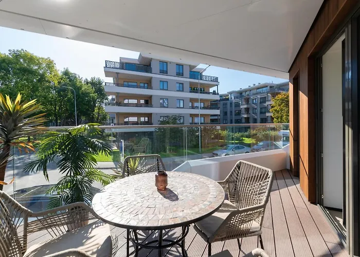 Hilltop - Kiikri City Centre Apartment *