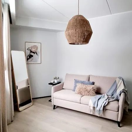 Hilltop - Kiikri City Centre Apartment *